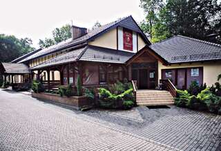 Отель Hotel Dębowe Wzgórze Wellness & Spa Ярнолтувек-4